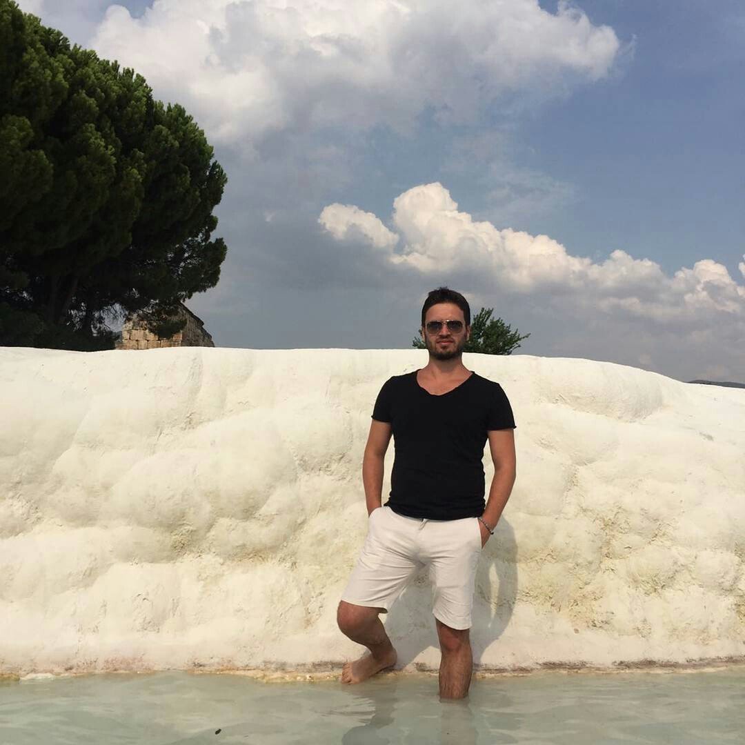 Dt. Murat Yılmaz, Diş Hekimi